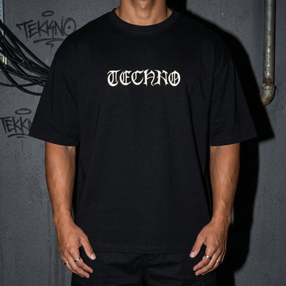 Techno Vibe Oversize T-Shirt - Dreiviertel-Ansicht | Techno Essentials
