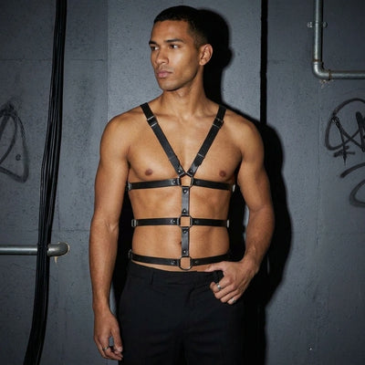 Urban Warrior Männer Harness - Dreiviertel-Ansicht | Techno Essentials